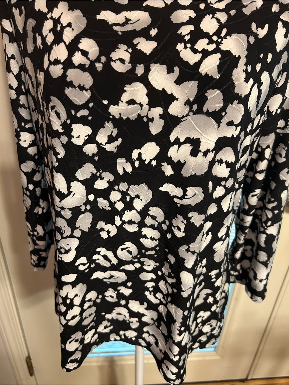 Blouse #507 - Picture 2 of 5